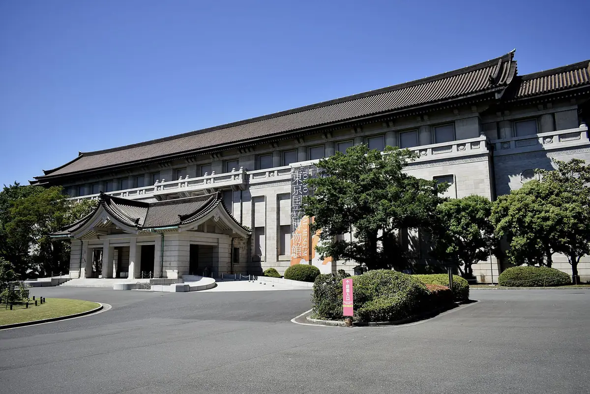 上野の東京国立博物館本館の外観。コラボの音声ガイドはこの本館などの平常展が舞台になる